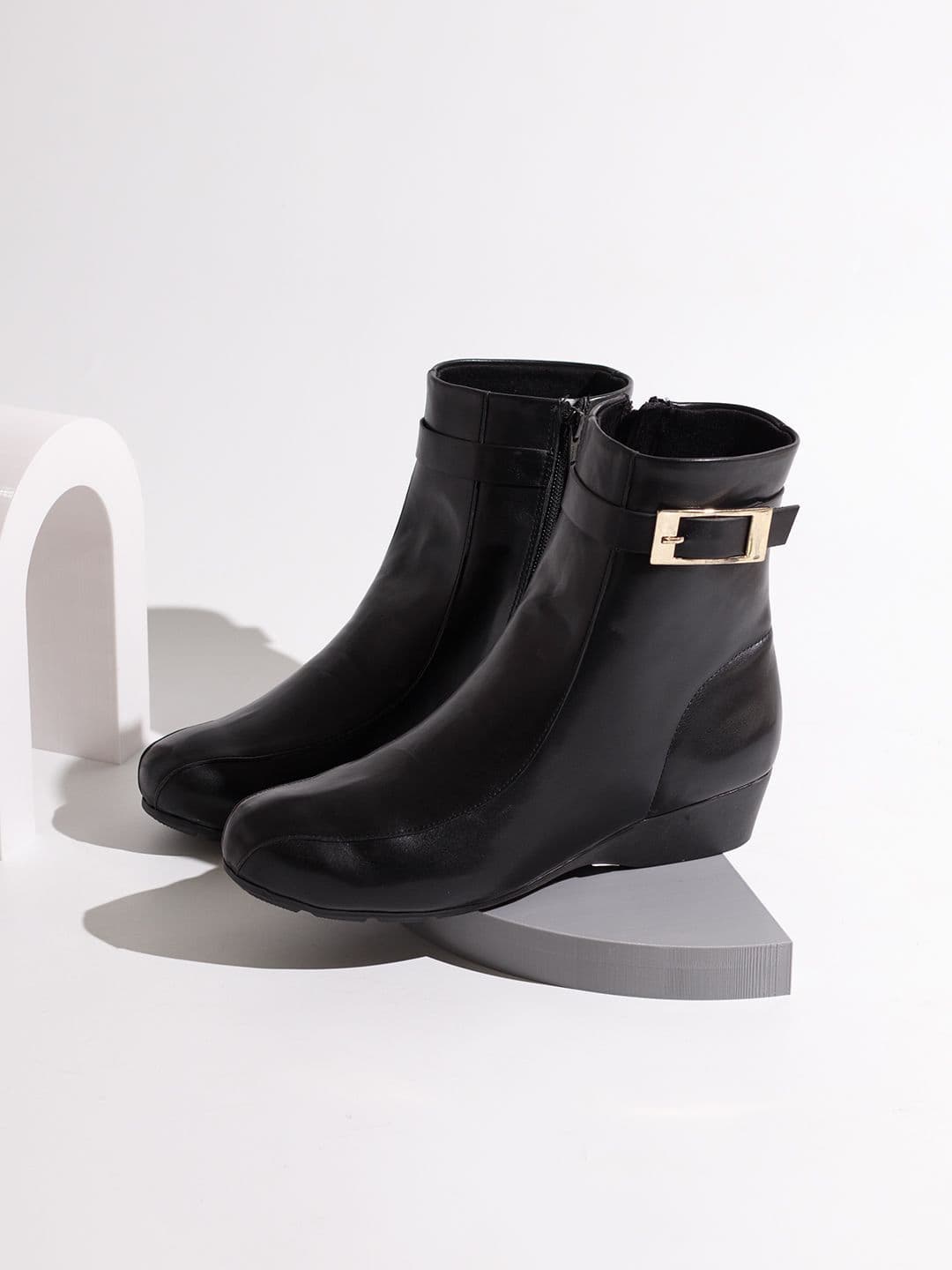 Women's Black Casual Synthetic Wedge Heel Ankle Boot