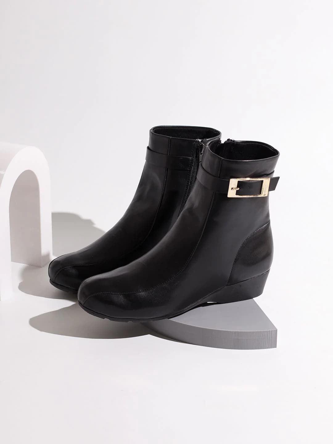 Women's Black Casual Synthetic Wedge Heel Ankle Boot