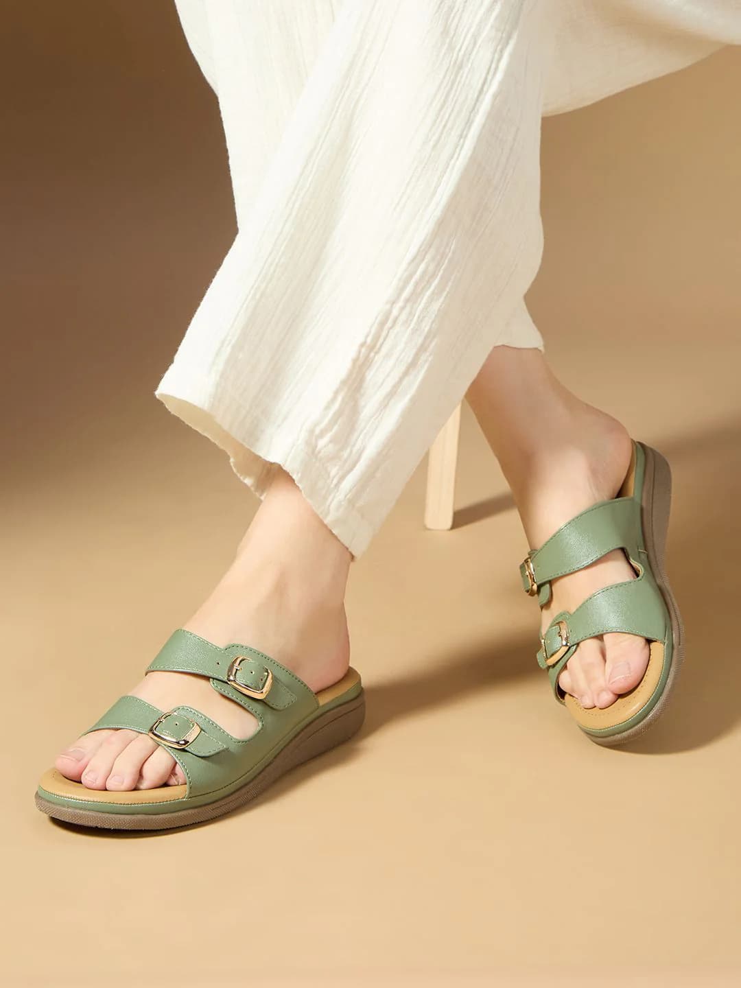 Women's Green Casual Synthetic Flat Slip-Ons Sandals