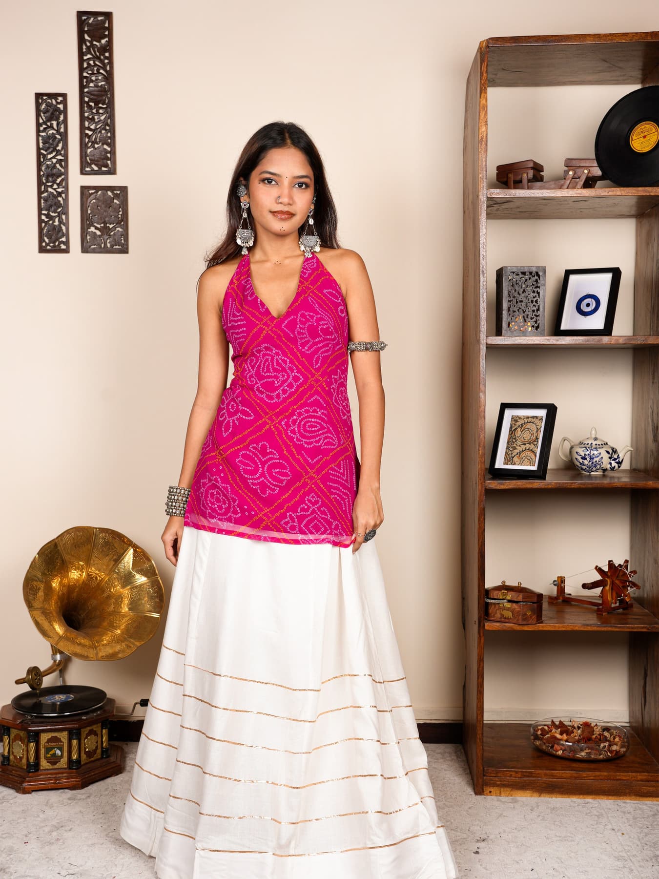 Women's Pink Casual Slim Fit Sleeveless Kurti