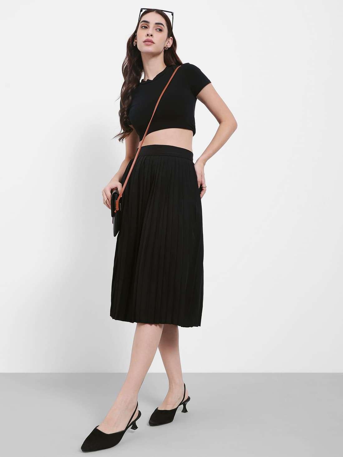 Women's Black Casual Solid Pleated A-Line Midi Skirt