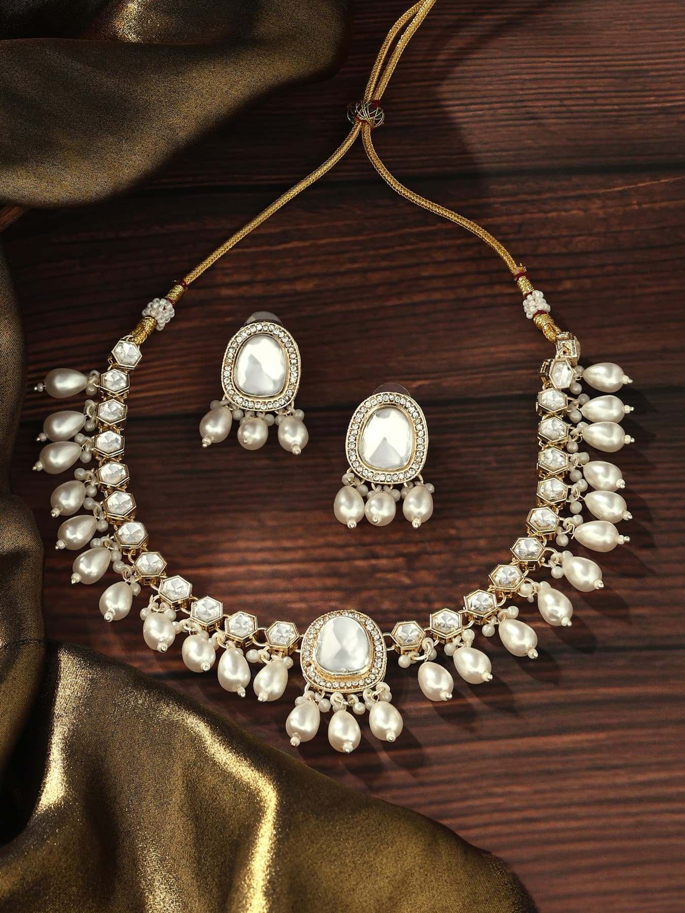 Women's Gold Tone Austrian Diamonds Artificial Stones and Beads Necklace and Earring Set