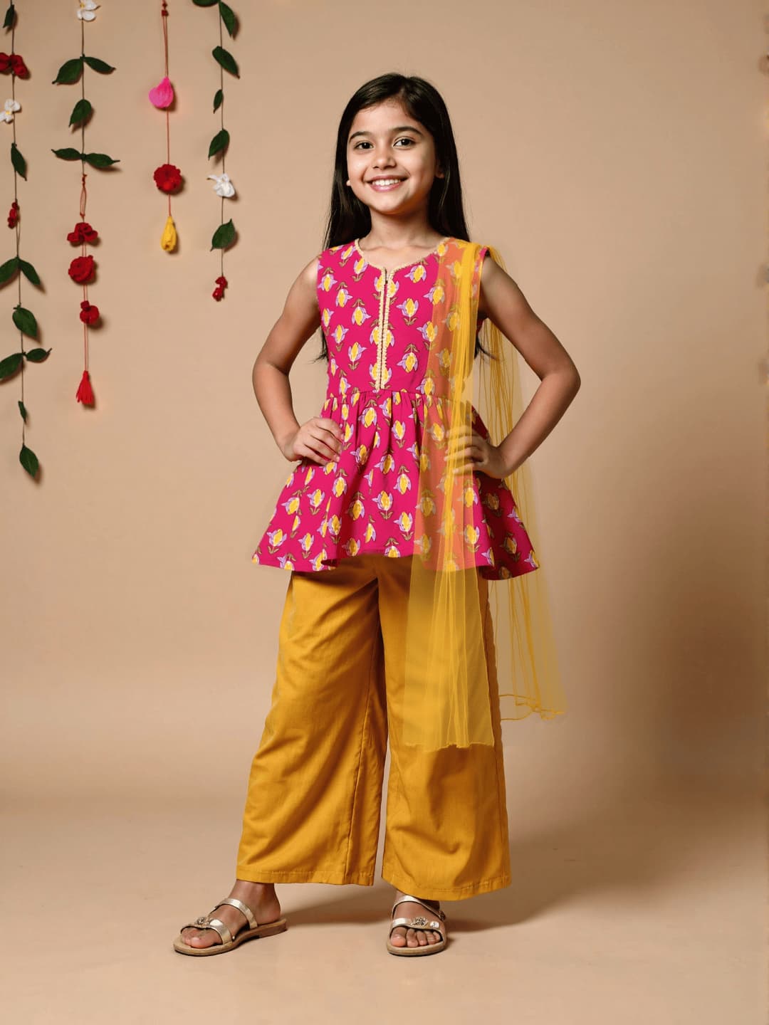 Girls Pink & Yellow Casual Printed V-Neck Ethnic Clothing Set