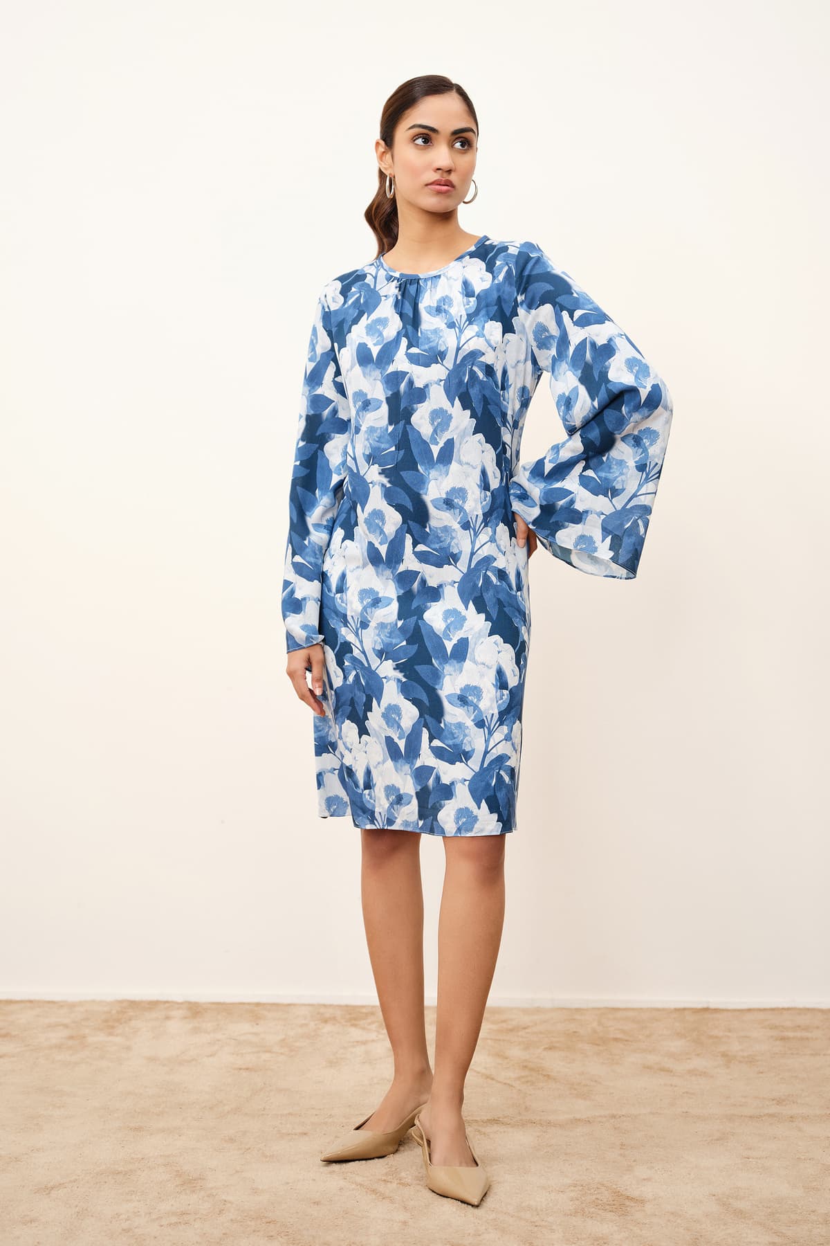 Women's Blue Casual Printed Full Sleeves Dress