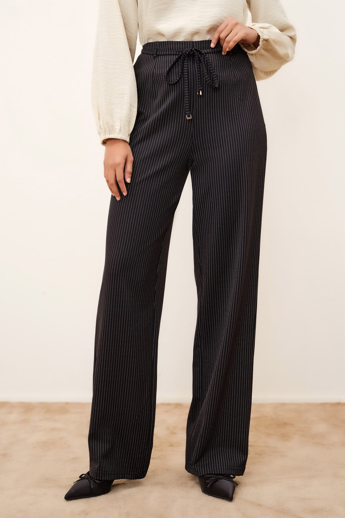 Women's Black Casual Solid Trouser