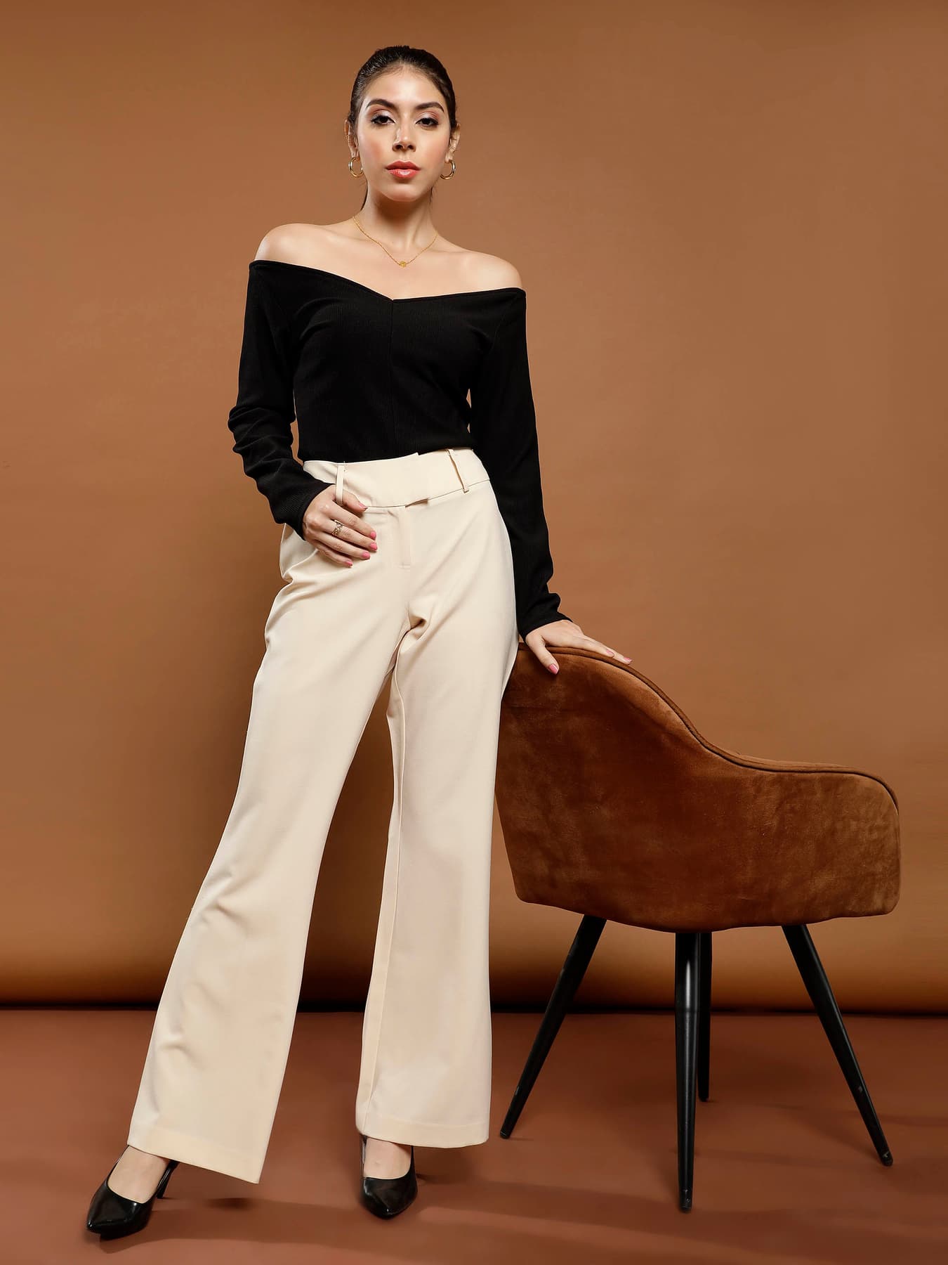 Women's Black Casual Solid Full Sleeves Top