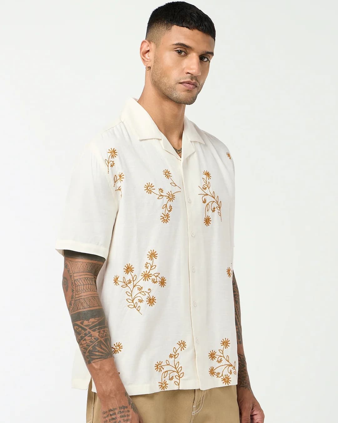 Men's Off White Casual Oversized Fit Half Sleeves Cotton Shirt
