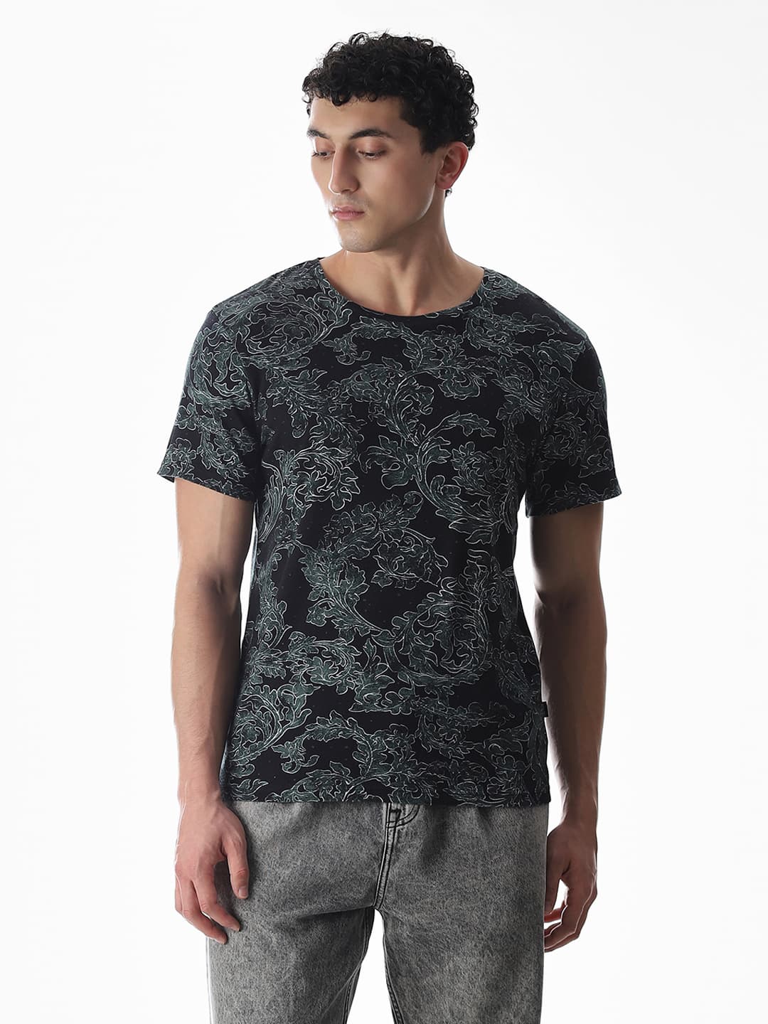 Men Black Casual Half Sleeves Tshirt