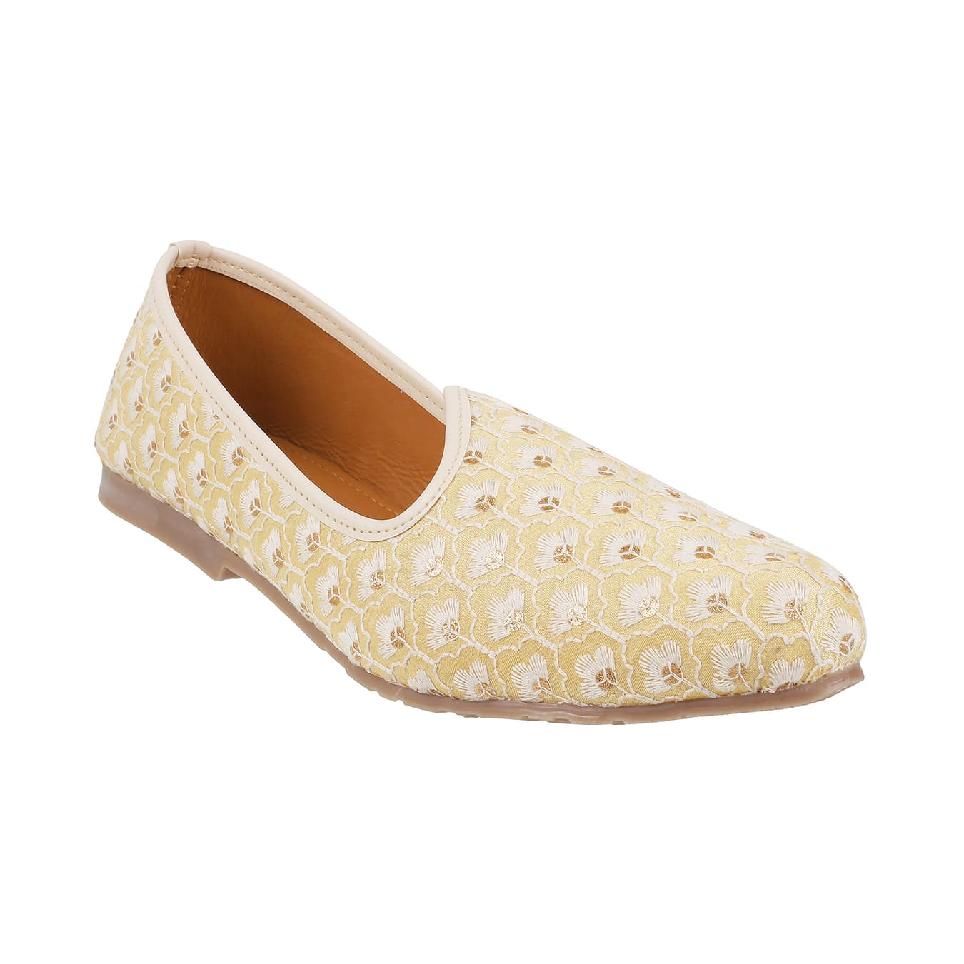 Men's Beige Traditional Round Toe Fabric Casual Shoes