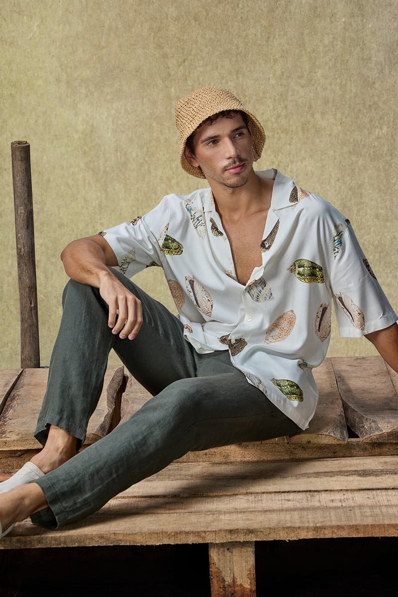 Men's White Casual Animal Print Half Sleeves Shirt