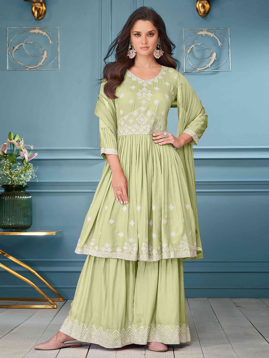 Women's Green Festive Regular Fit Three Quarter Sleeves Salwar Suit