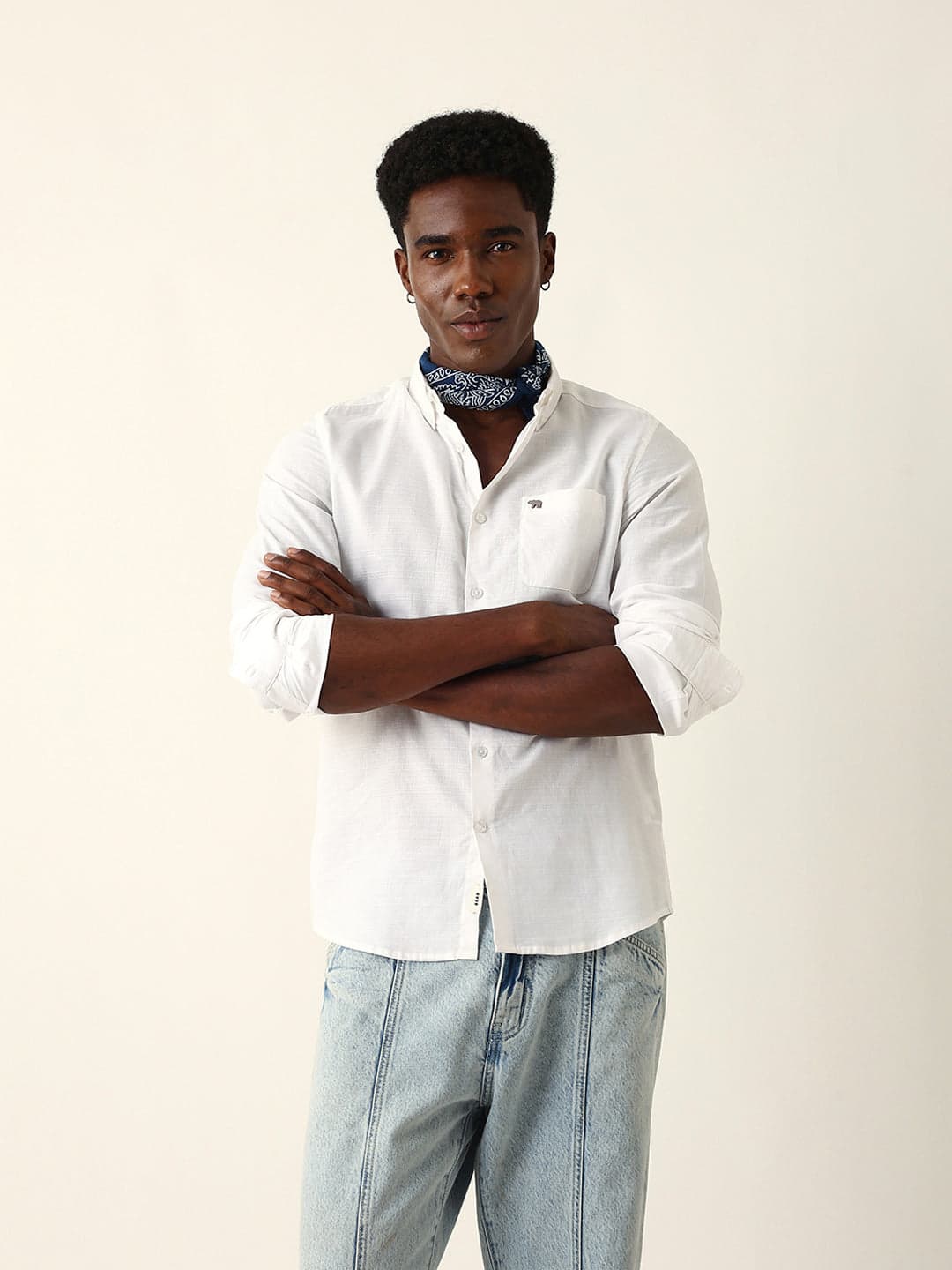 Men's White Woven Crosshatch Textured Slim Fit Casual Shirt