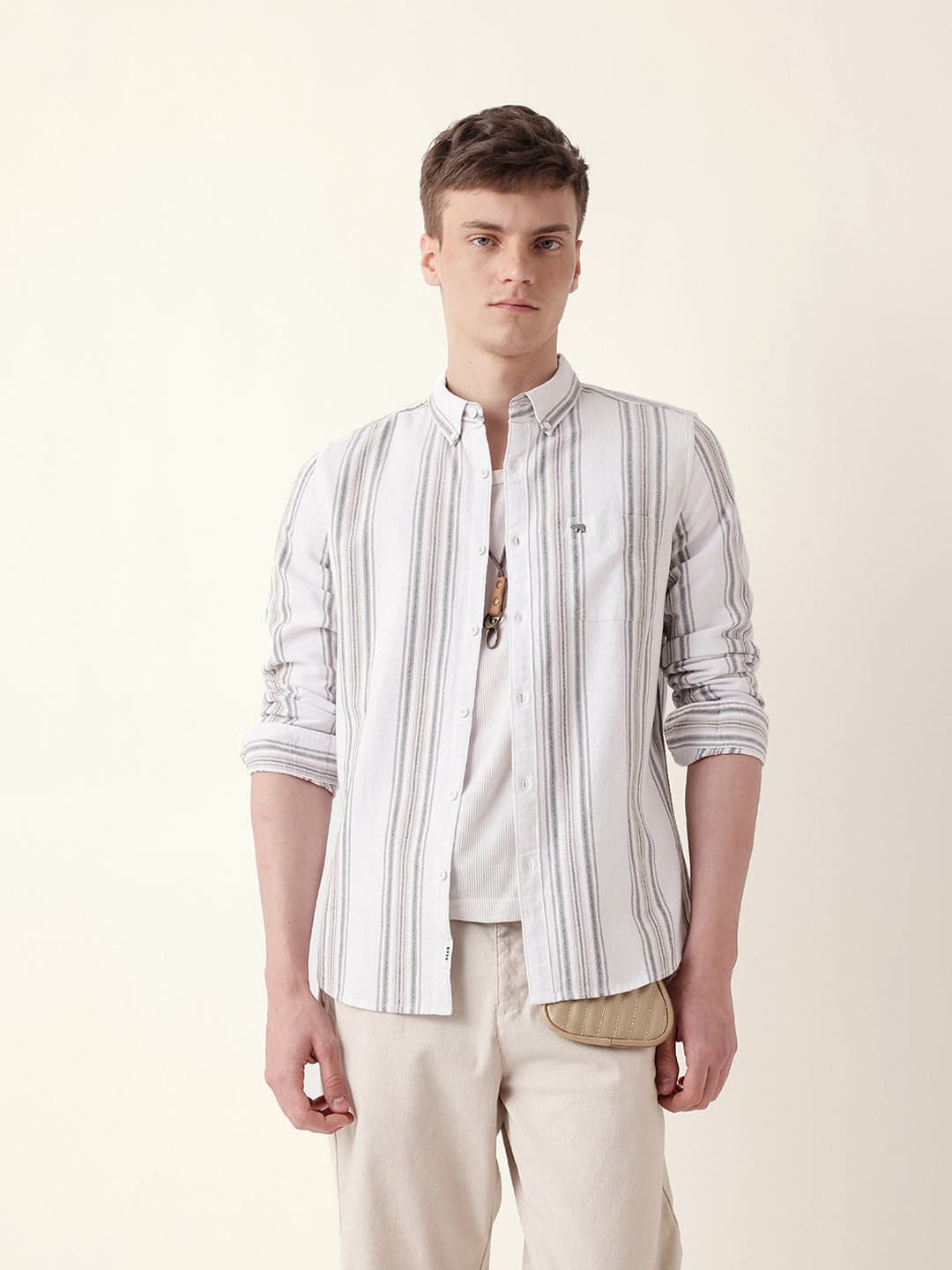 Men's White Vertical Woven Stripe Slim Fit Casual Shirt