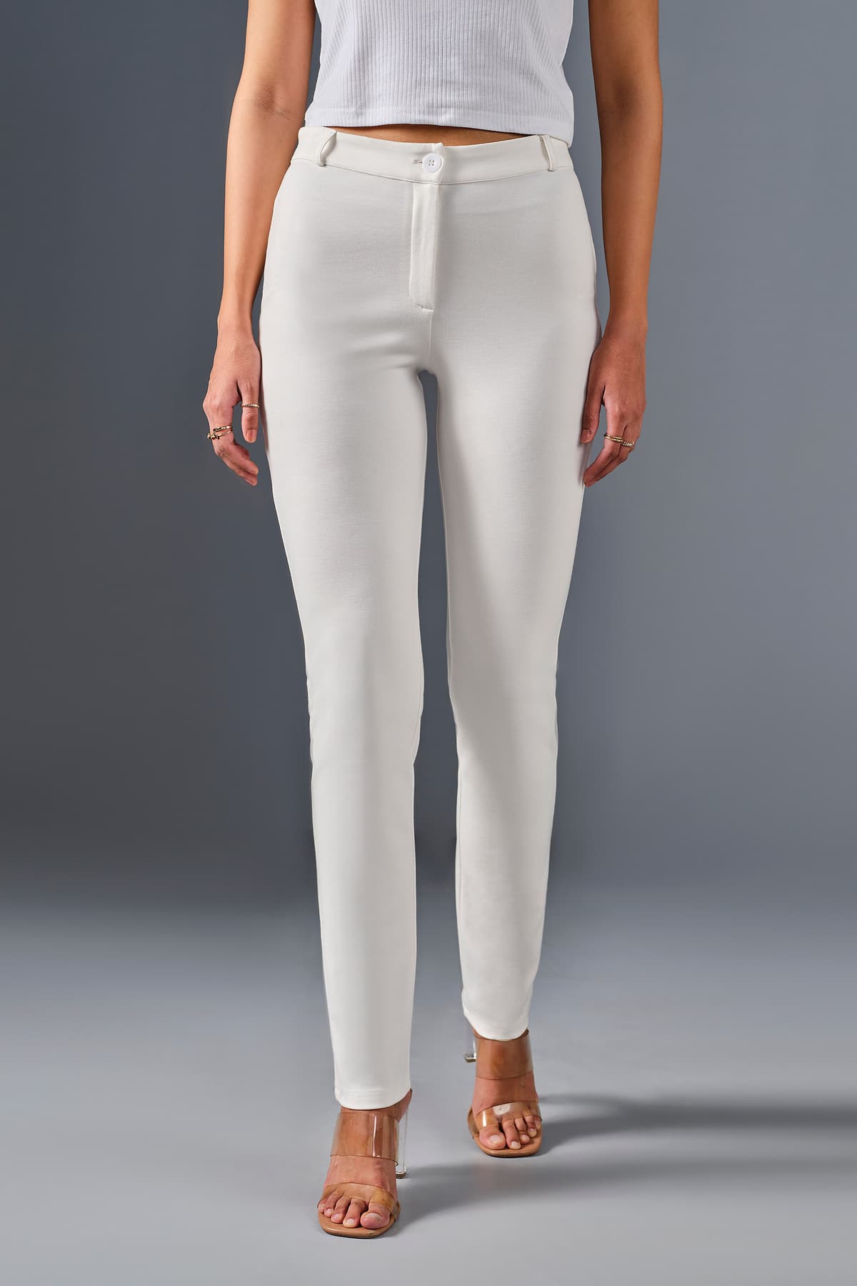 Women's White Casual Solid Mid Rise Trouser