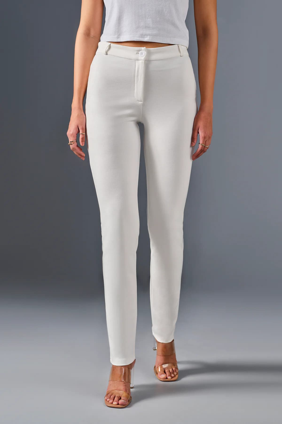 Women's White Casual Solid Mid Rise Trouser