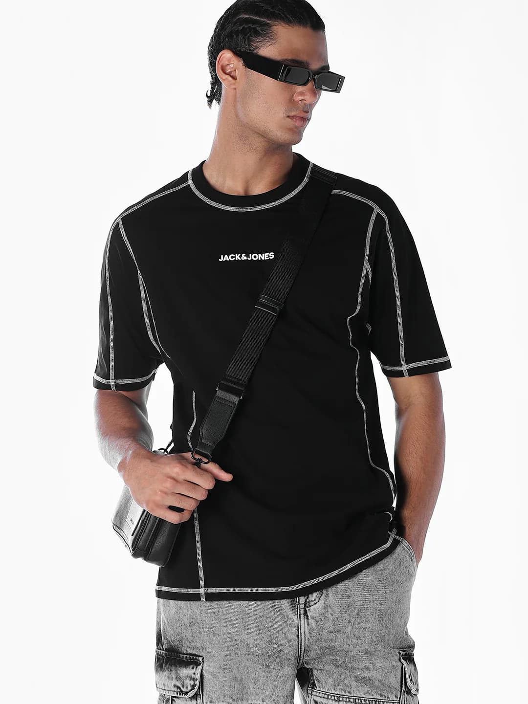 Men's Black Casual Half Sleeves Self-Design Tshirt
