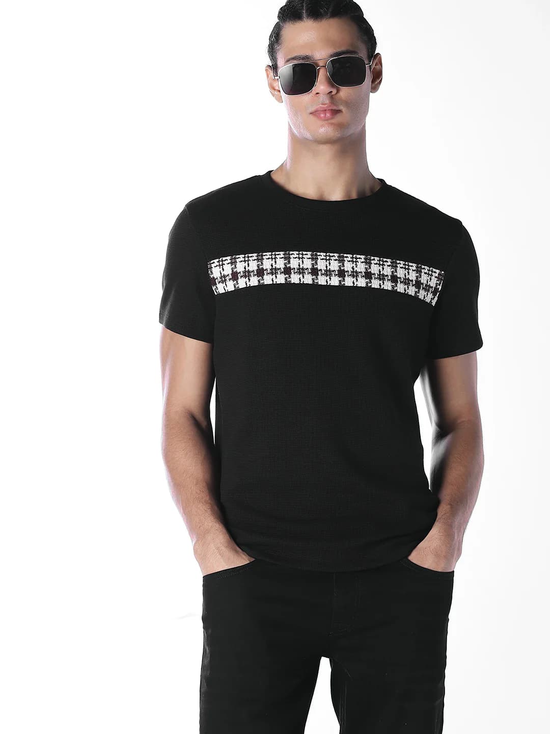 Men's Black Casual Half Sleeves Colorblocked Tshirt