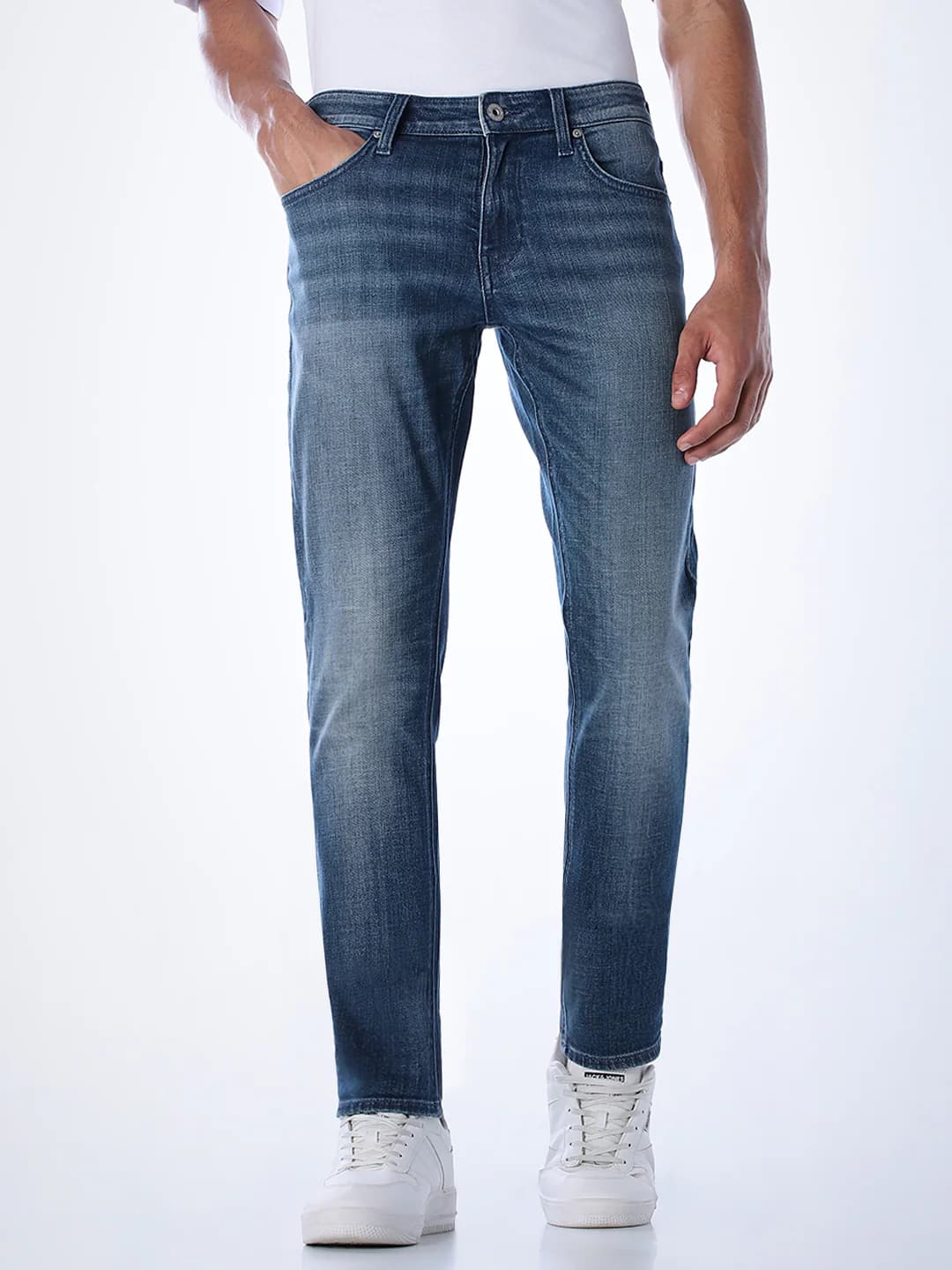 Men's Blue Casual Regular Fit Low Rise Clean Look Jeans
