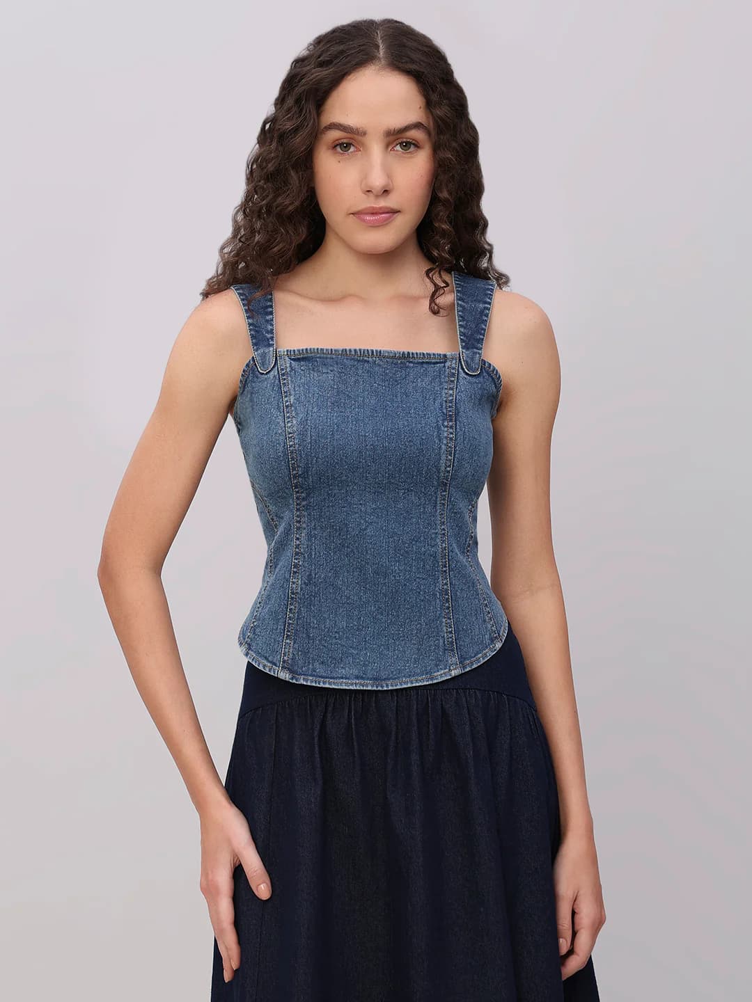 Women's Blue Casual Sleeveless Solid Tops