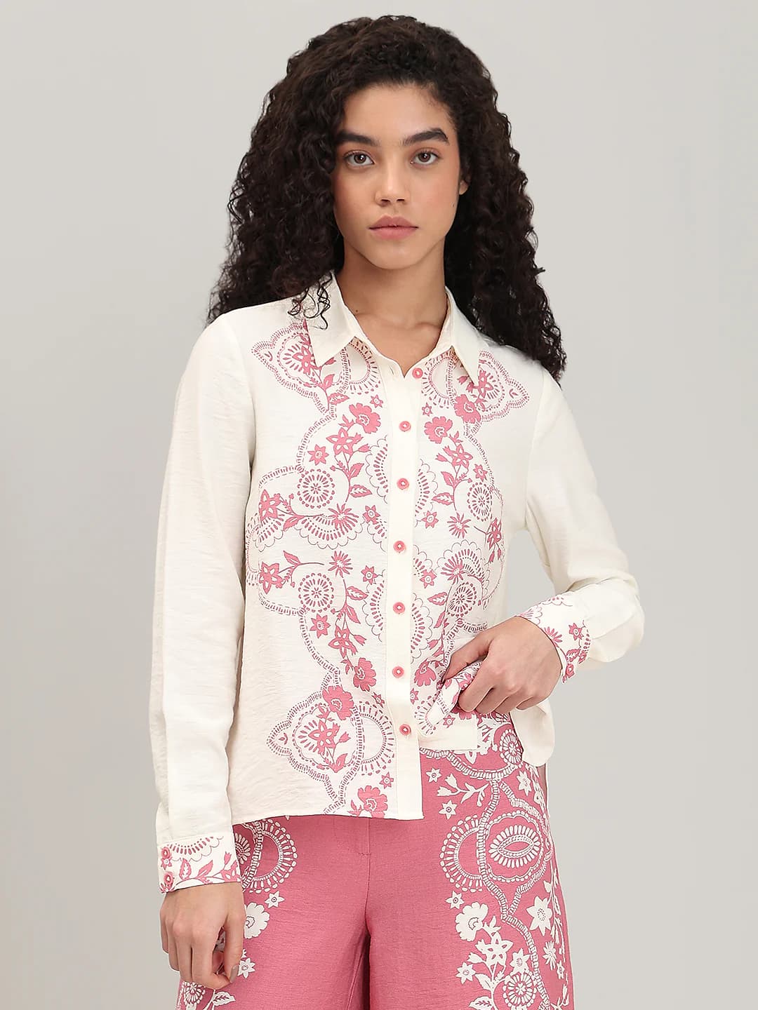 Women's Off White Casual Full Sleeves Floral Shirt