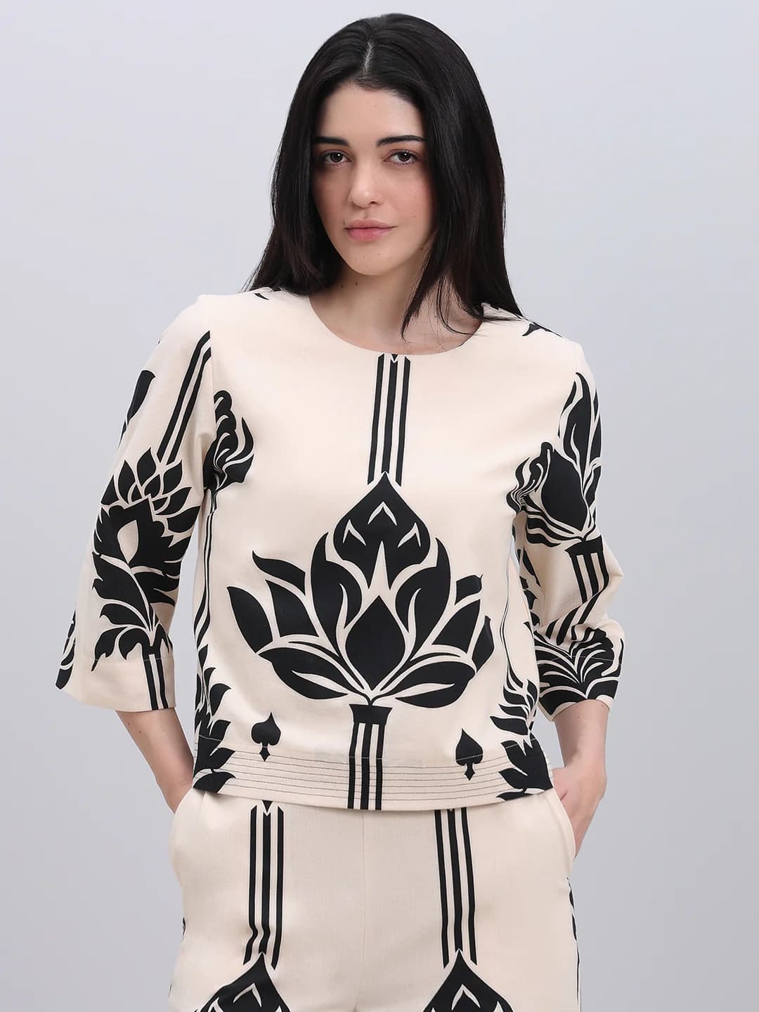 Women's Beige Casual Three Quarter Sleeves Printed Tops