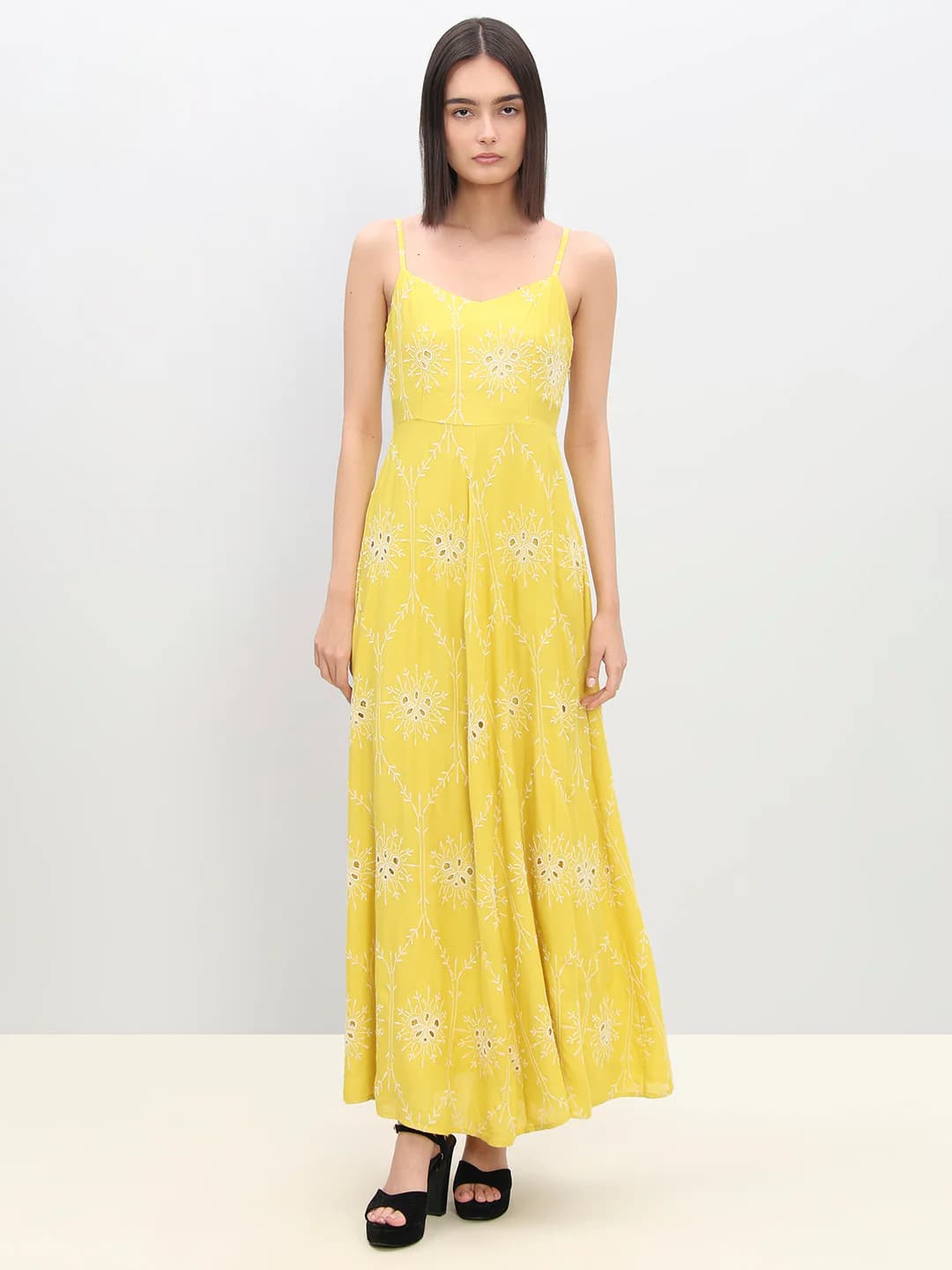 Women's Yellow Casual Fit & Flared Sleeveless Dress