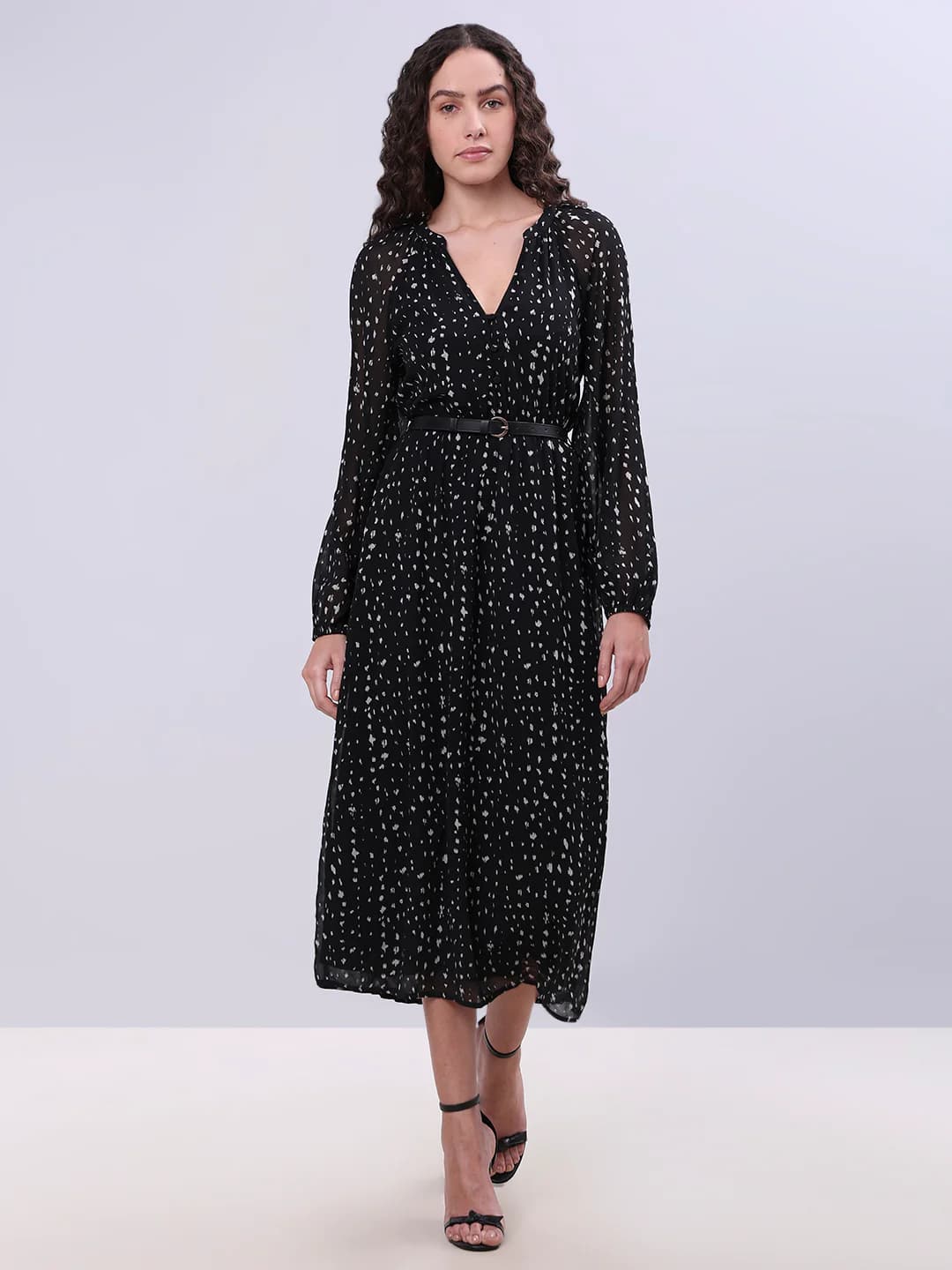 Women's Black Casual Fit & Flared Full Sleeves Dress
