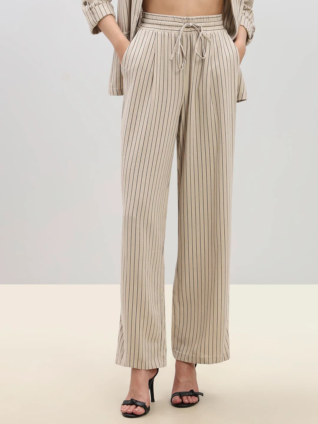 Women's Beige Casual Straight Fit High Rise Trouser