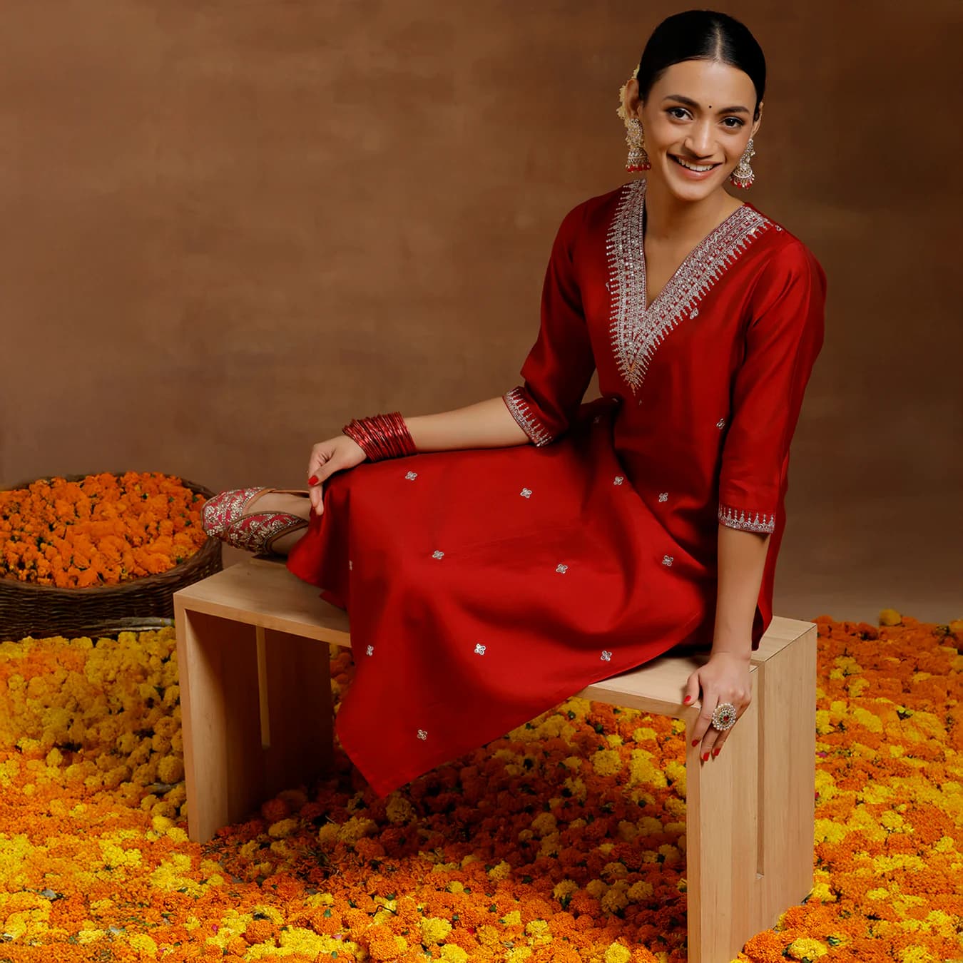 Women's Red Festive Three Quarter Sleeves Kurta Set