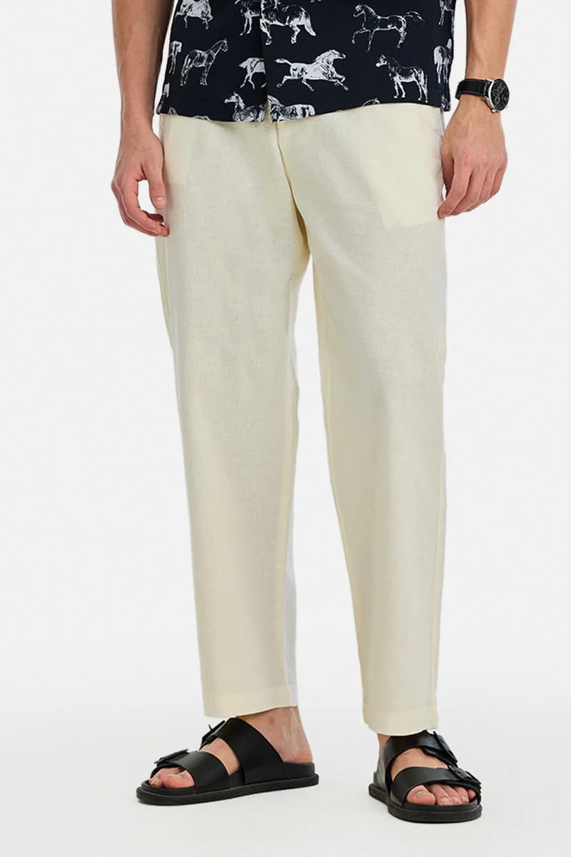 Men's Off White Casual Regular Fit Solid Trouser