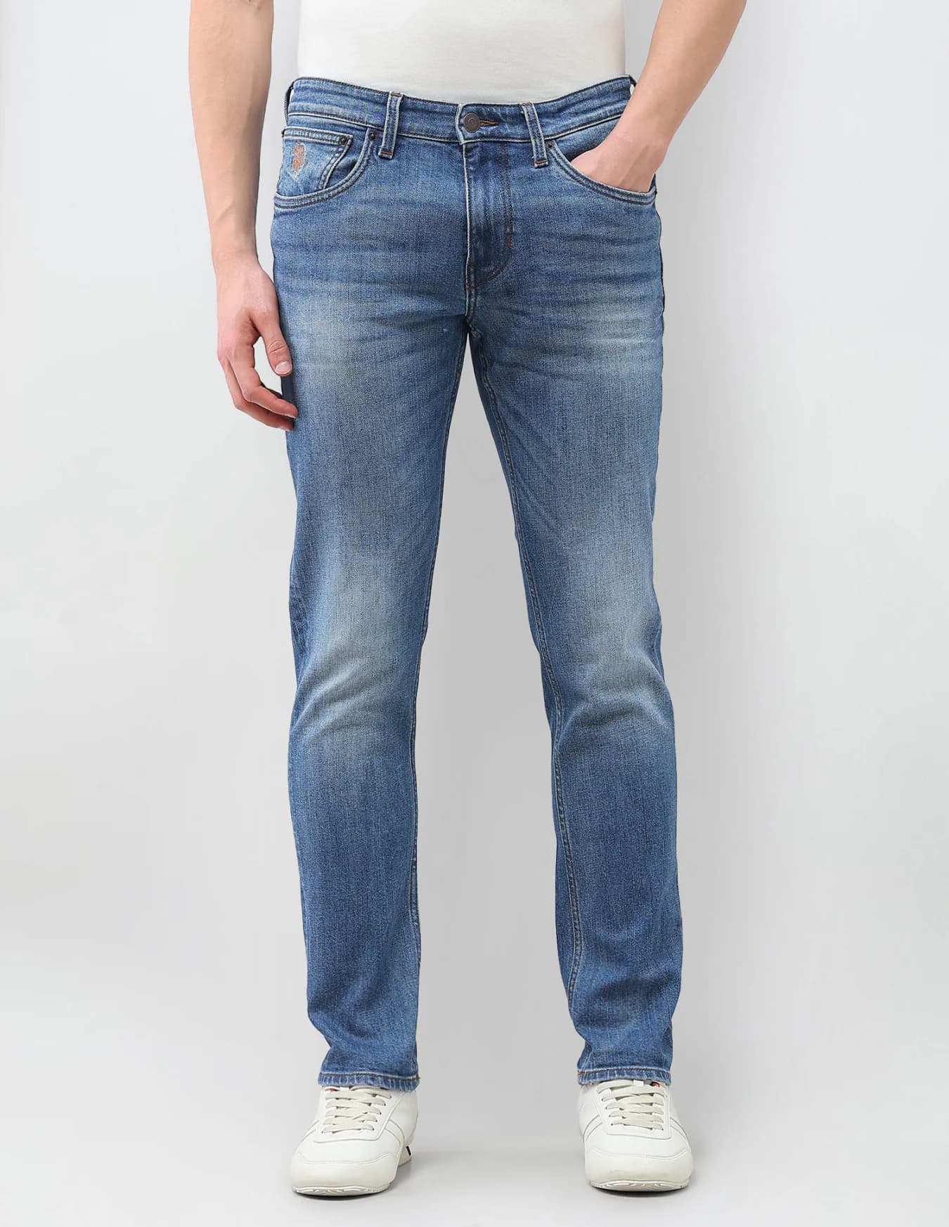 Men's Blue Casual Tapered Fit Mid Rise Faded Jeans