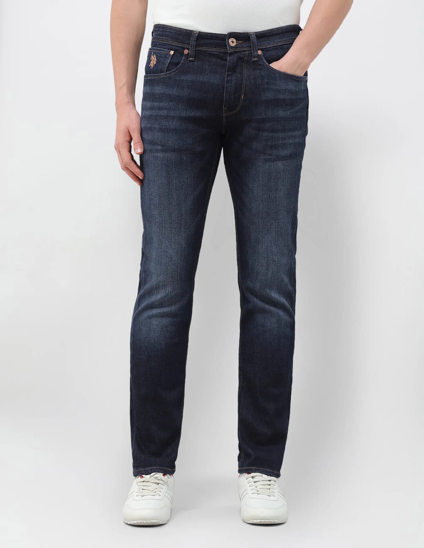 Men's Blue Casual Tapered Fit Mid Rise Faded Jeans