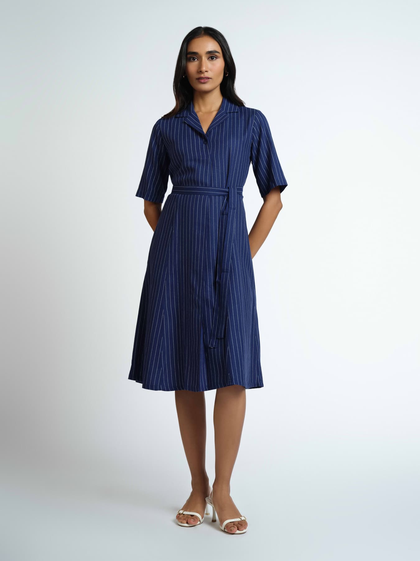 Women's Navy Casual Solid V-Neck Half Sleeves Dress