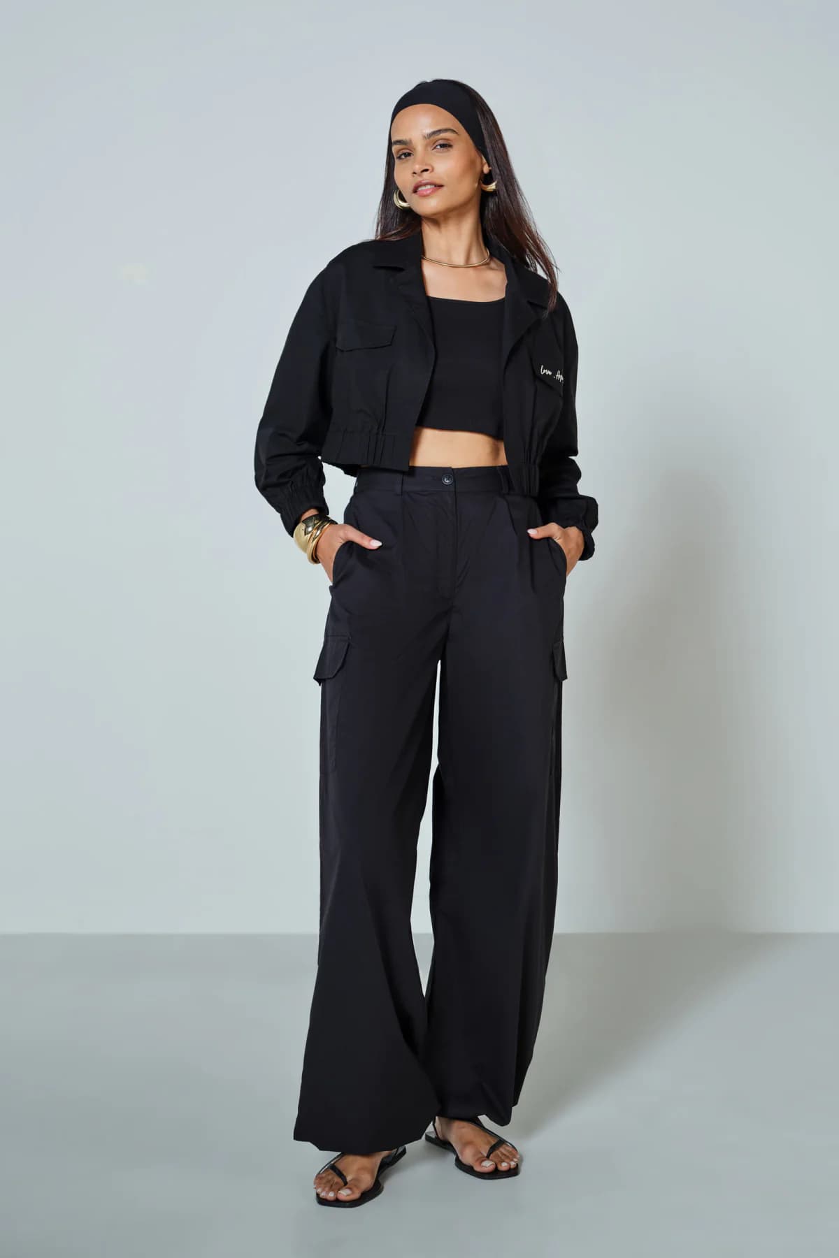 Women's Black Casual Solid Regular Fit Full Sleeves Jacket