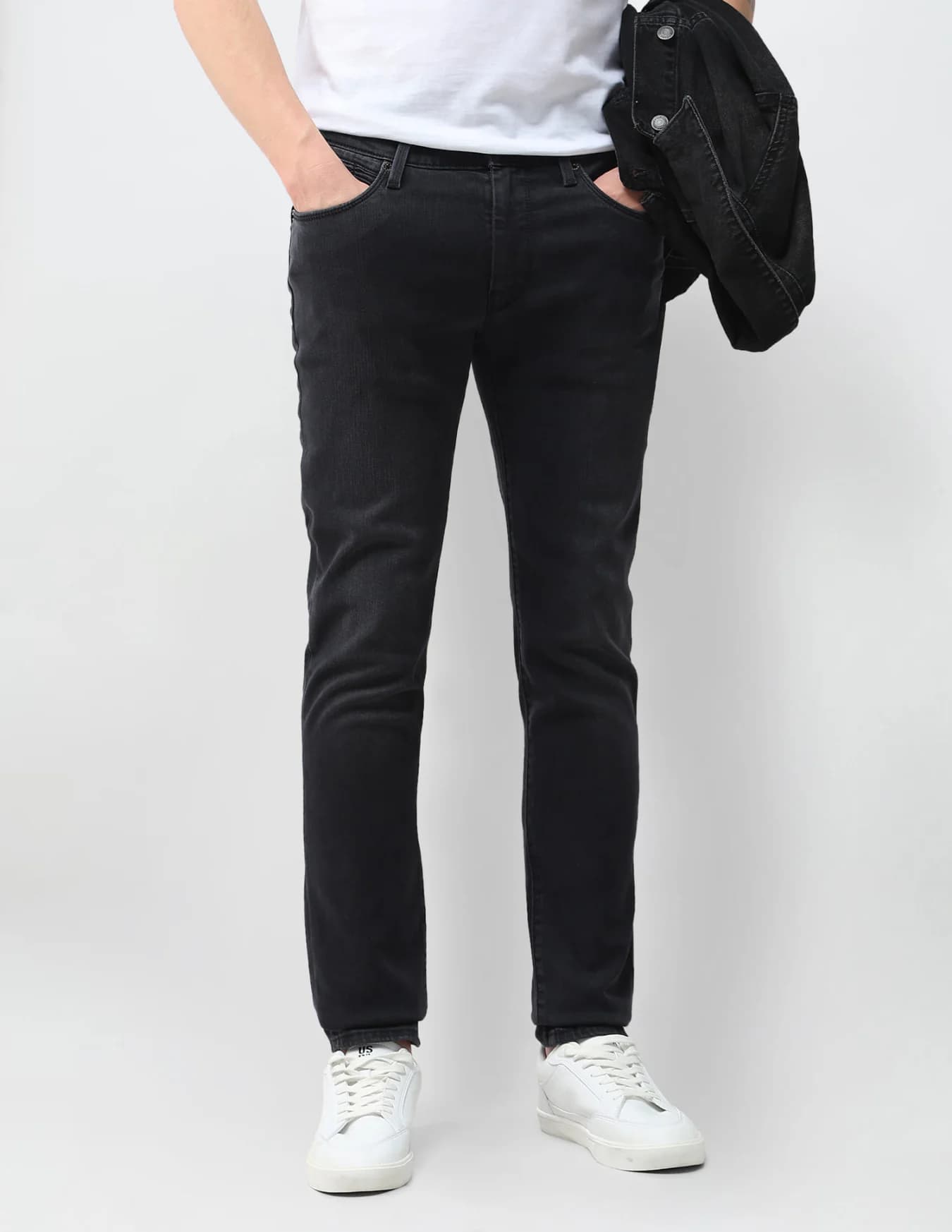 Men's Grey Casual Tapered Fit Mid Rise Clean Look Jeans