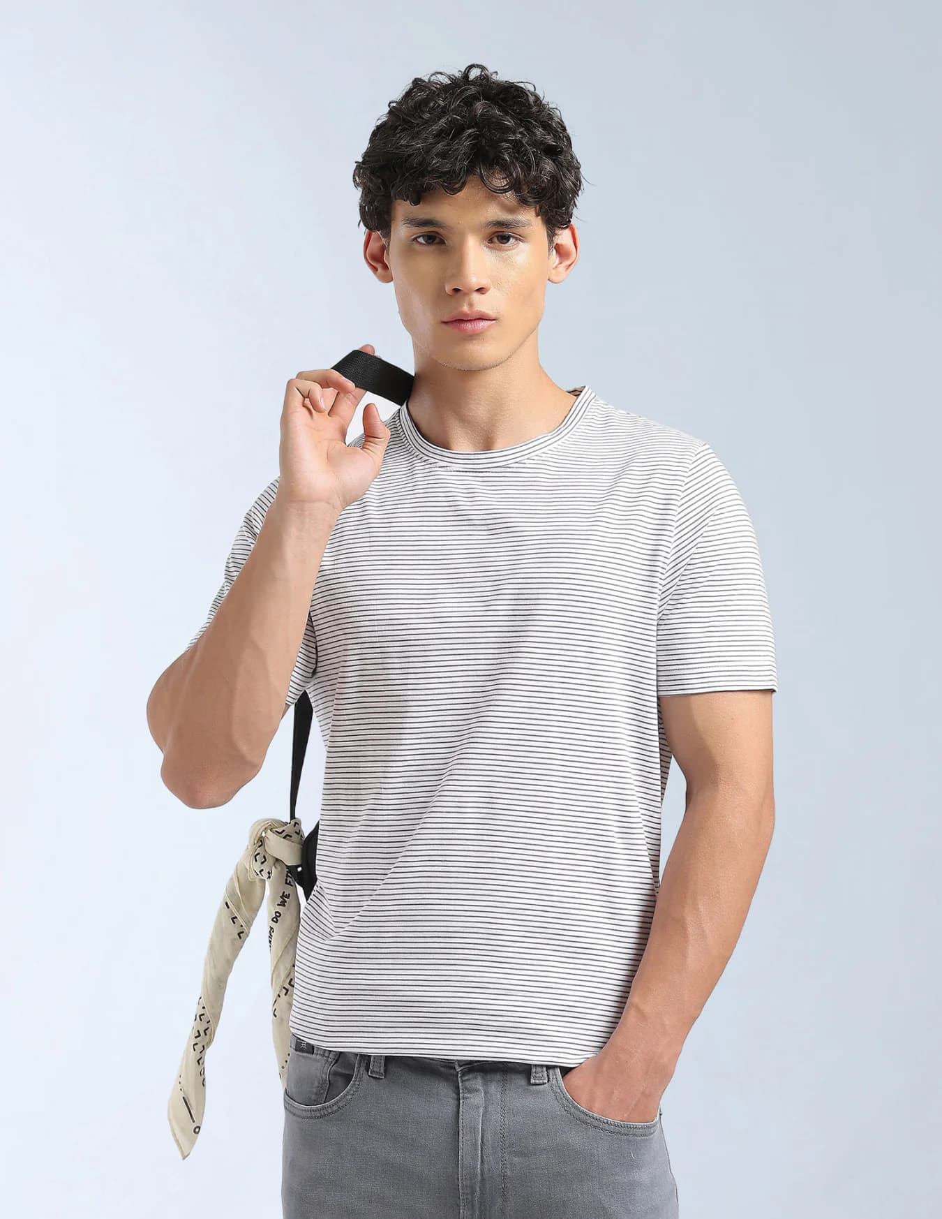 Men's White Casual Half Sleeves Regular Fit Tshirt