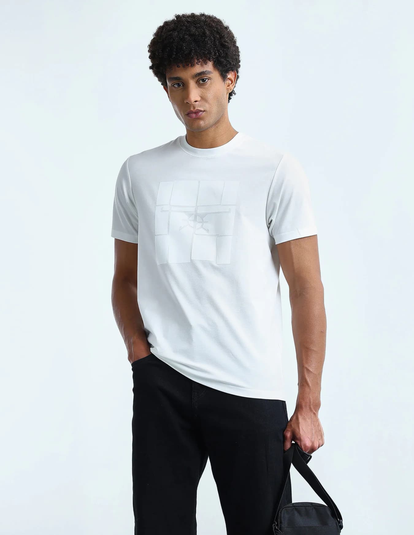 Men's White Casual Half Sleeves Regular Fit Tshirt
