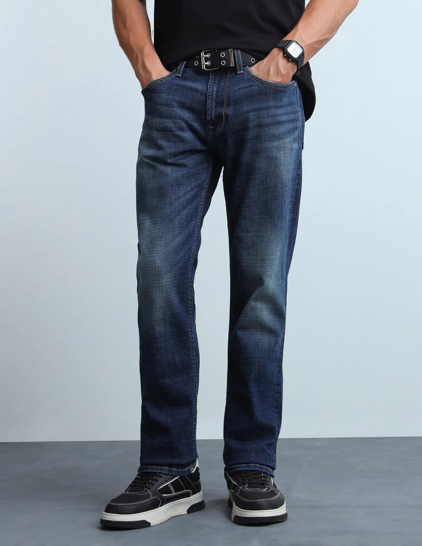 Men's Blue Casual Straight Fit Mid Rise Jeans