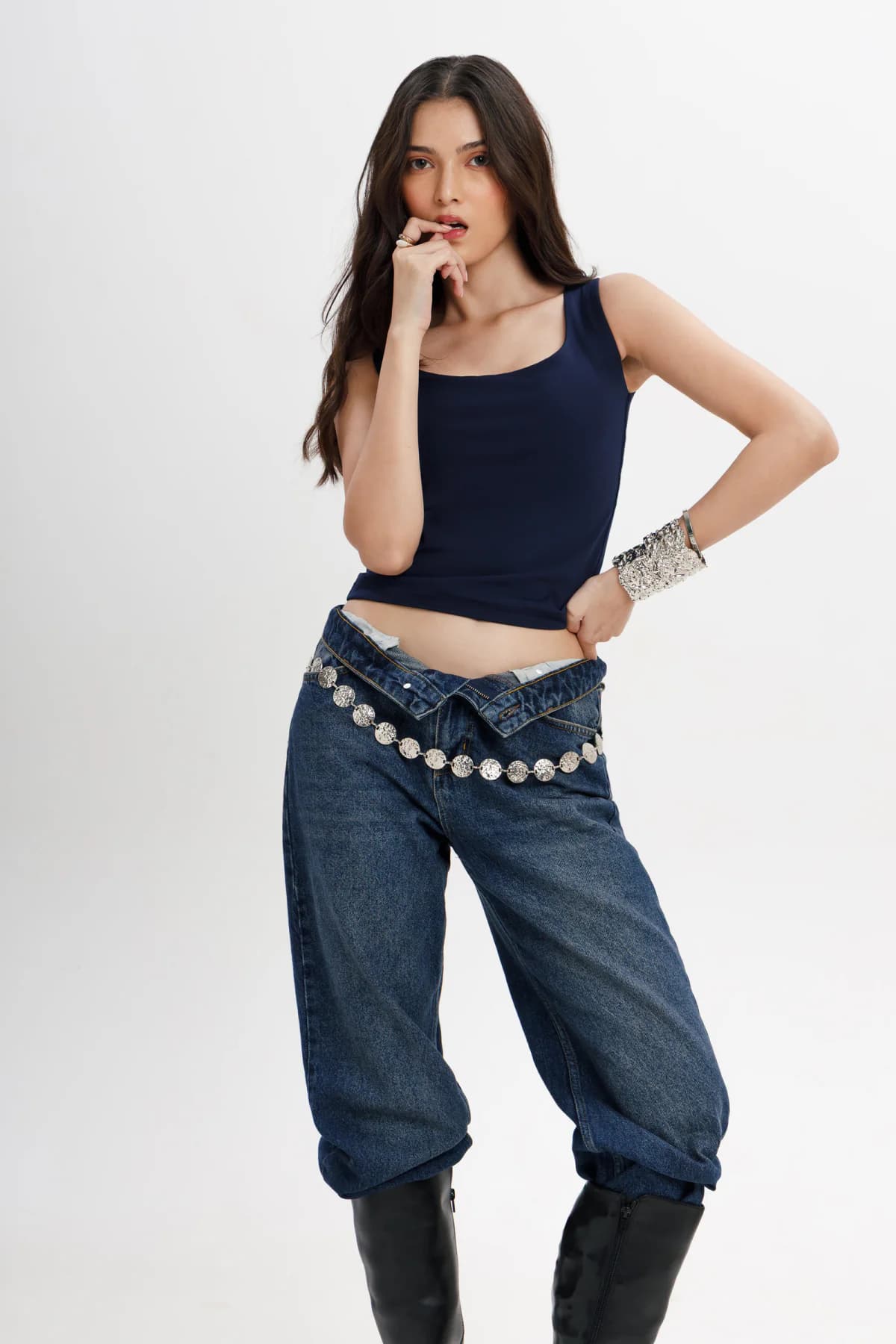 Women's Navy Casual Solid Sleeveless Slim Fit Top