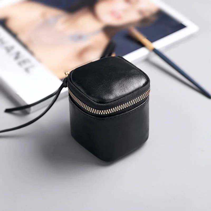 Women's Black Solid Glam Mini Travel Pouch