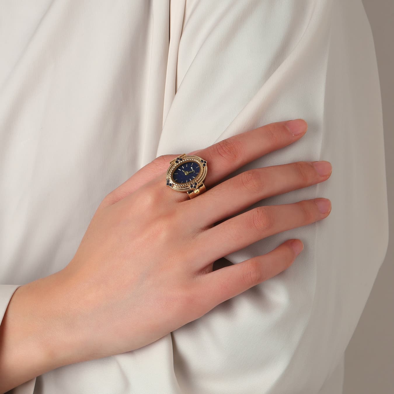 Women's Blue Oval Stainless Steel Quartz Watch Ring