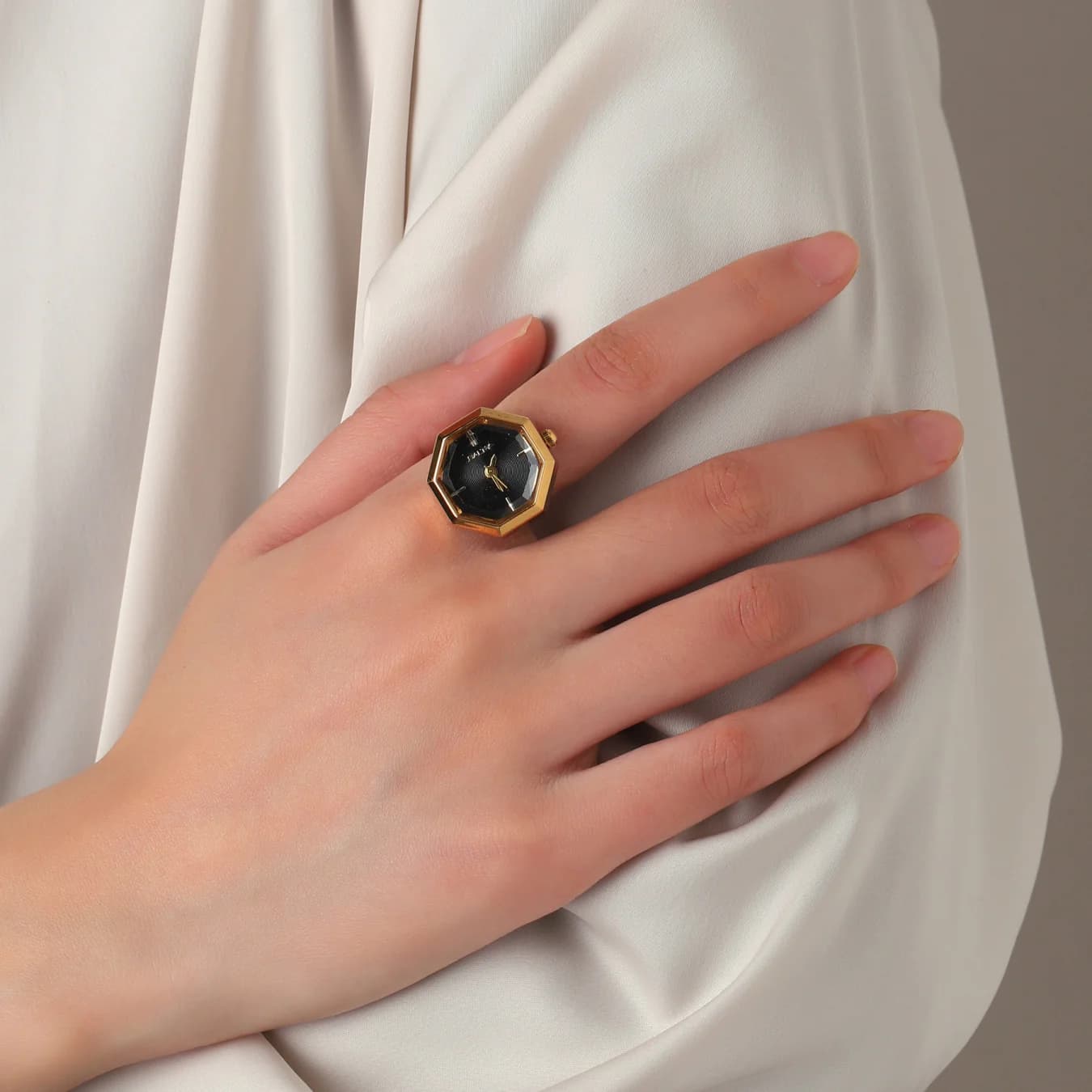 Women's Black Octagonal Stainless Steel Quartz Watch Ring
