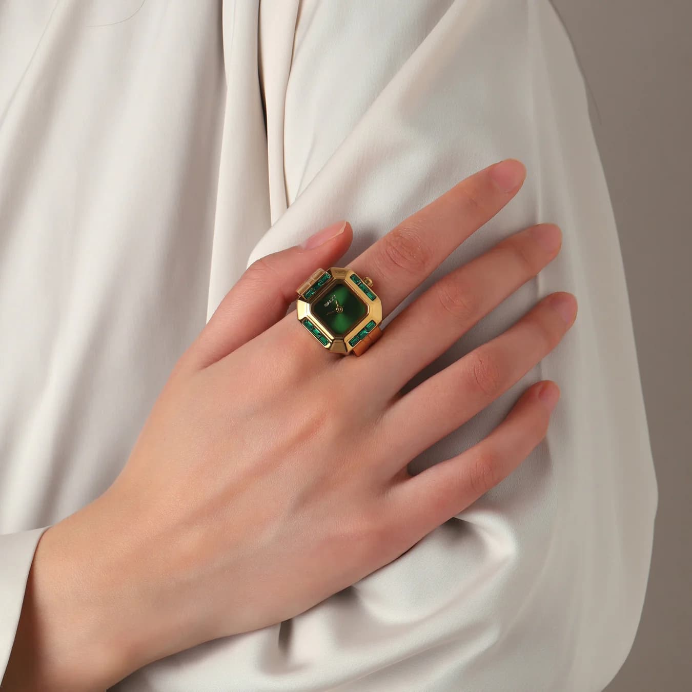 Women's Green Square Stainless Steel Quartz Watch Ring