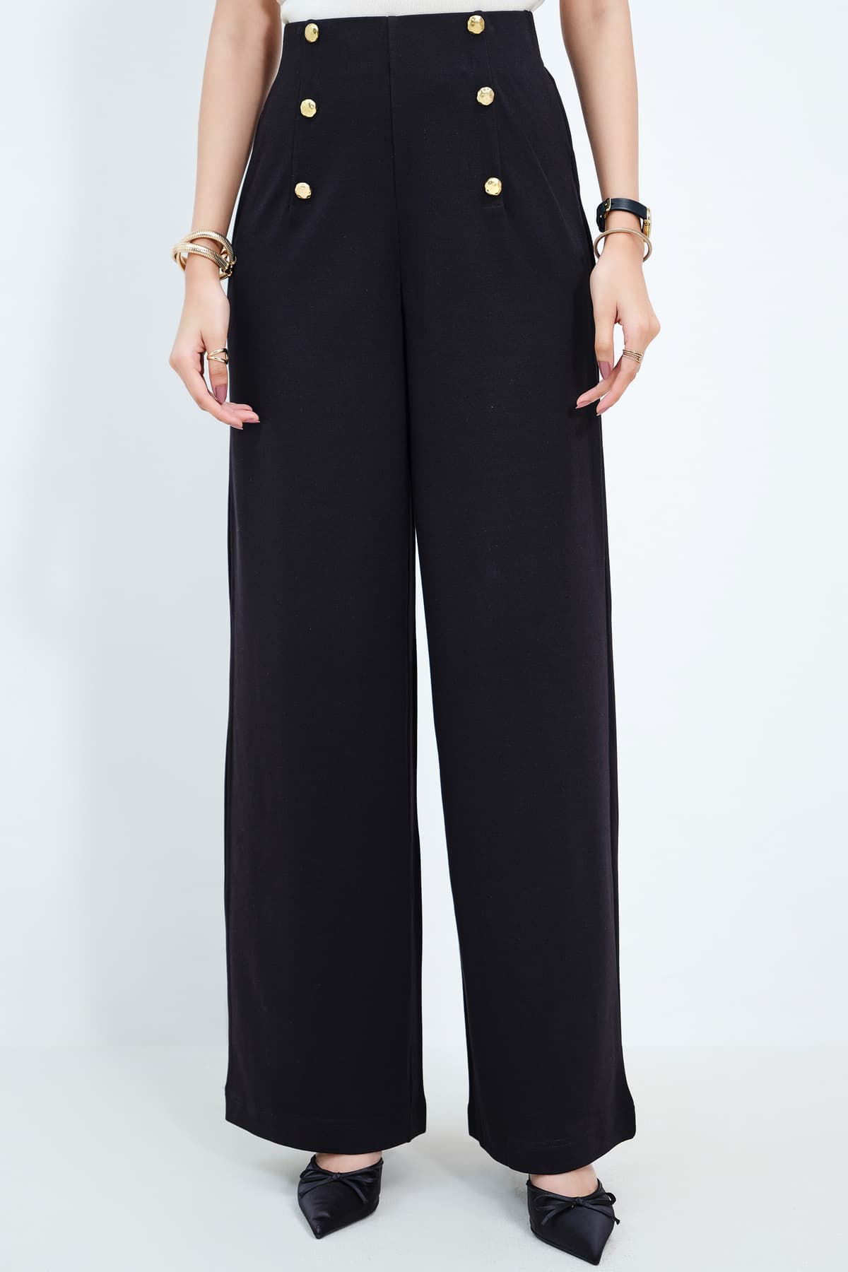 Women Black Casual Solid Straight Fit Trouser