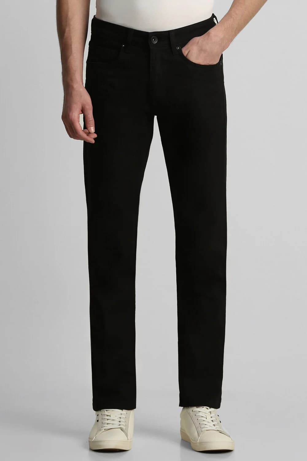Men's Black Casual Slim Fit Low Rise Jeans