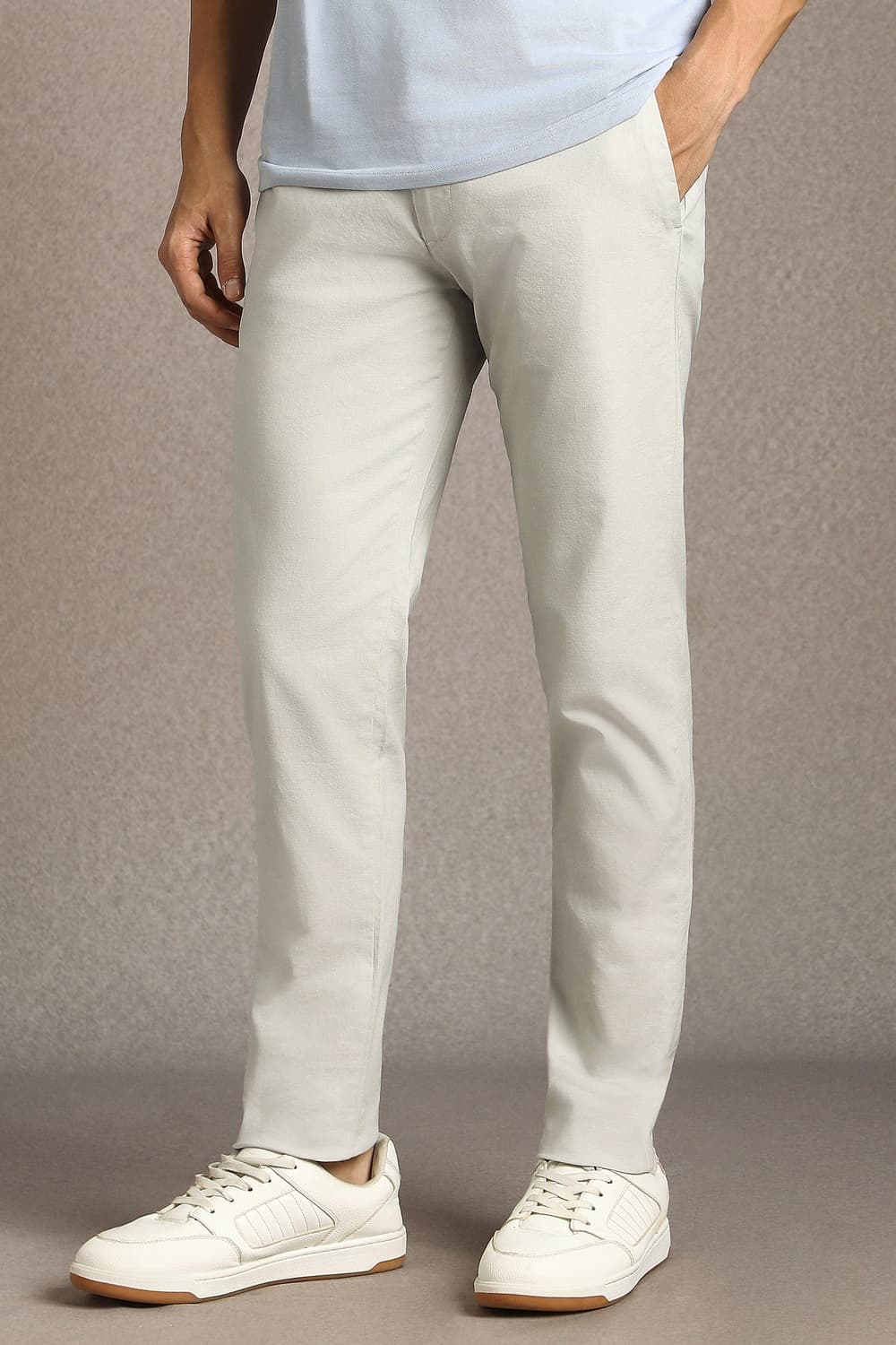 Men's Grey Casual Slim Fit Mid Rise Trouser