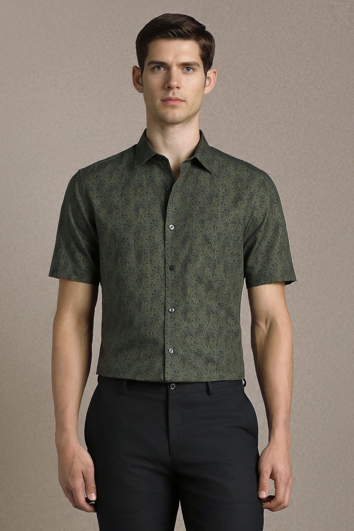 Men's Green Formal Regular Fit Half Sleeves Cotton Shirt
