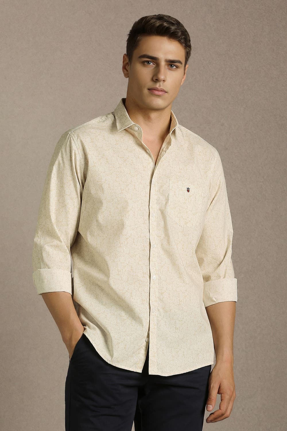 Men's Beige Casual Slim Fit Full Sleeves Shirt