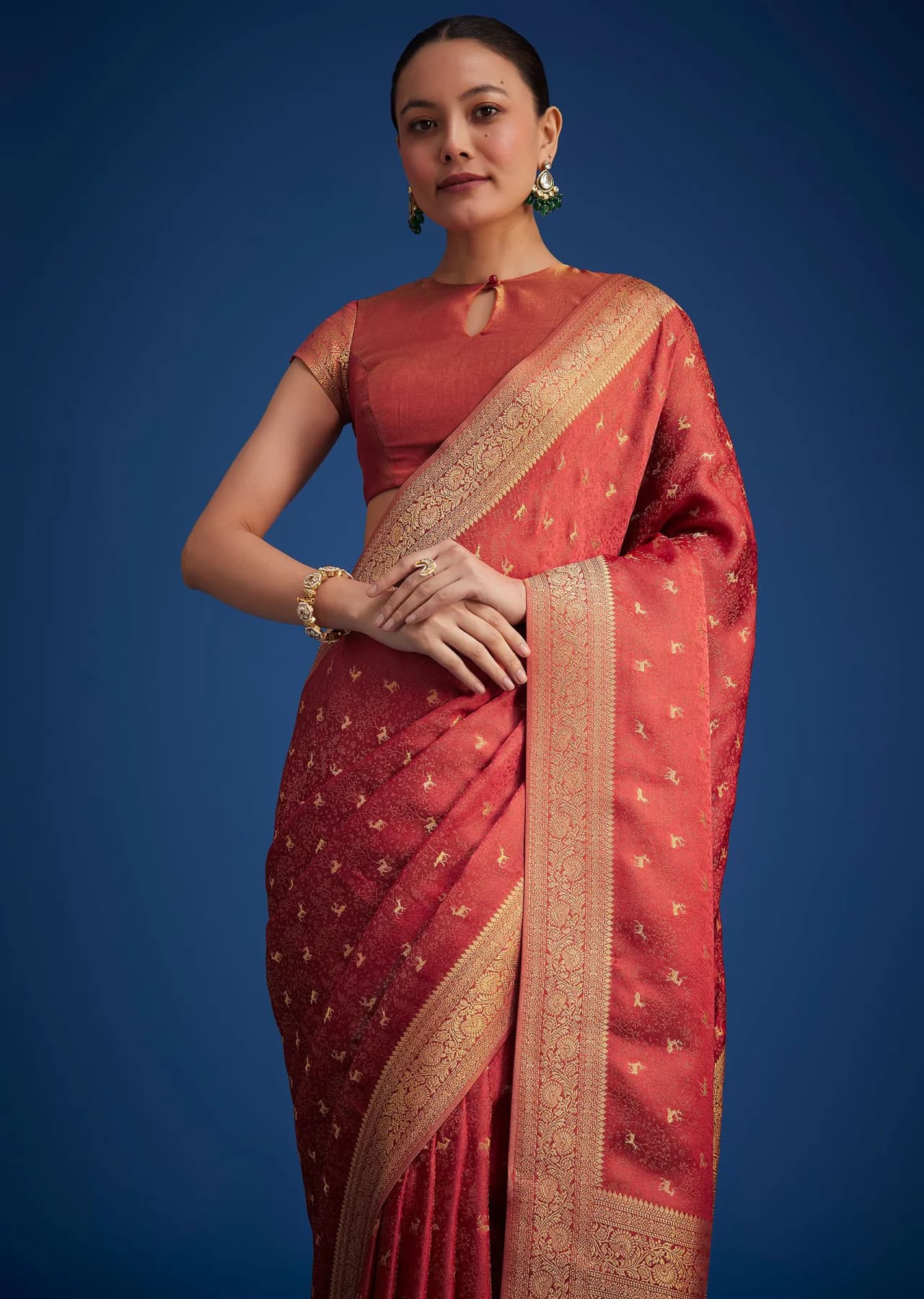 Women's Red Festive Regular Fit Silk Saree