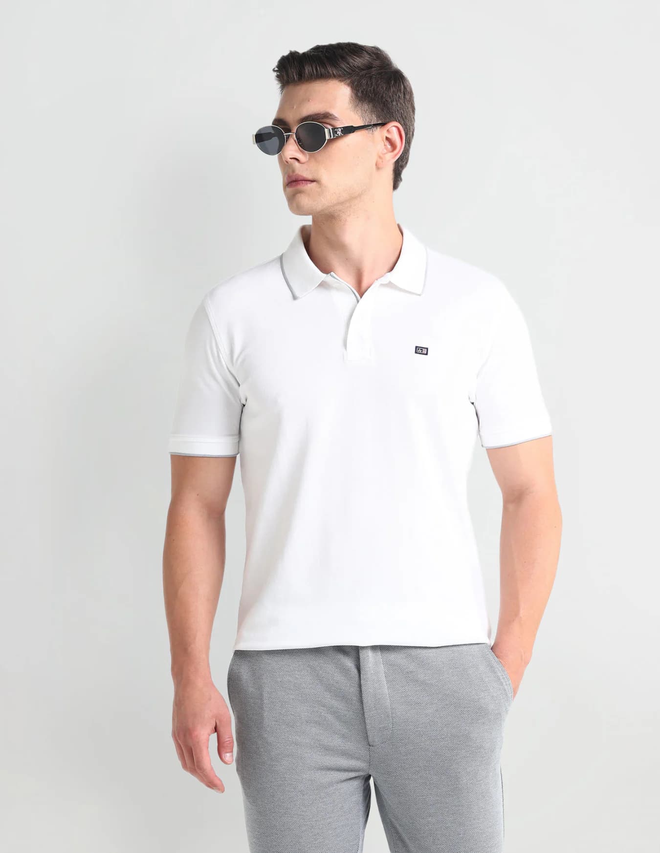 Men's White Casual Half Sleeves Regular Fit Polo Tshirt